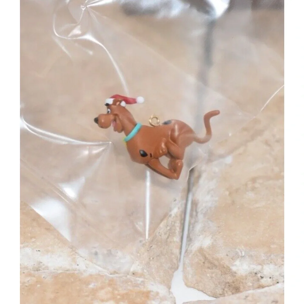 Hallmark Keepsake Christmas Ornament Scooby-Doo Miniature 2001 NIB